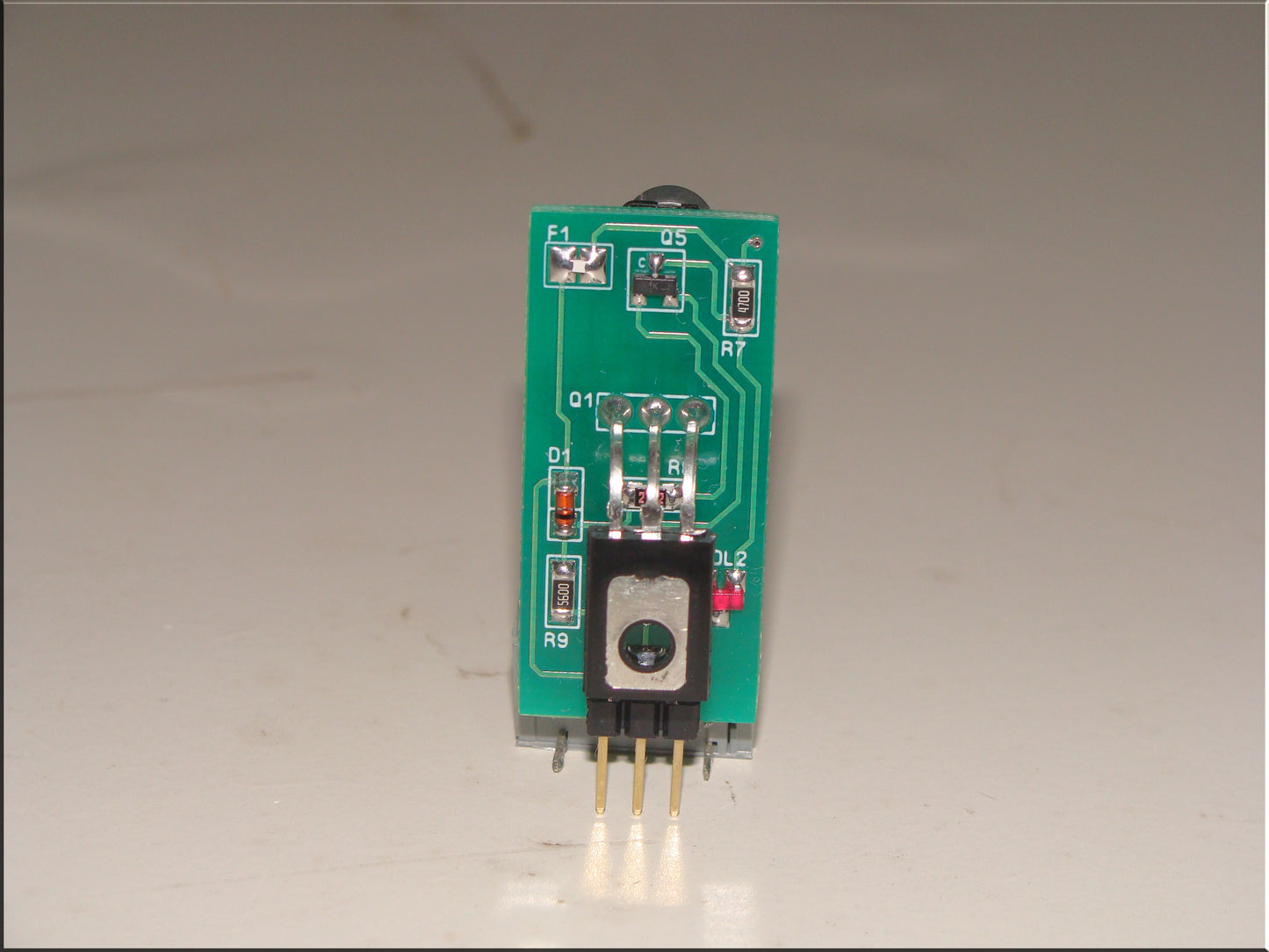 DCVR78/79 Regolatore di Tensione 12V