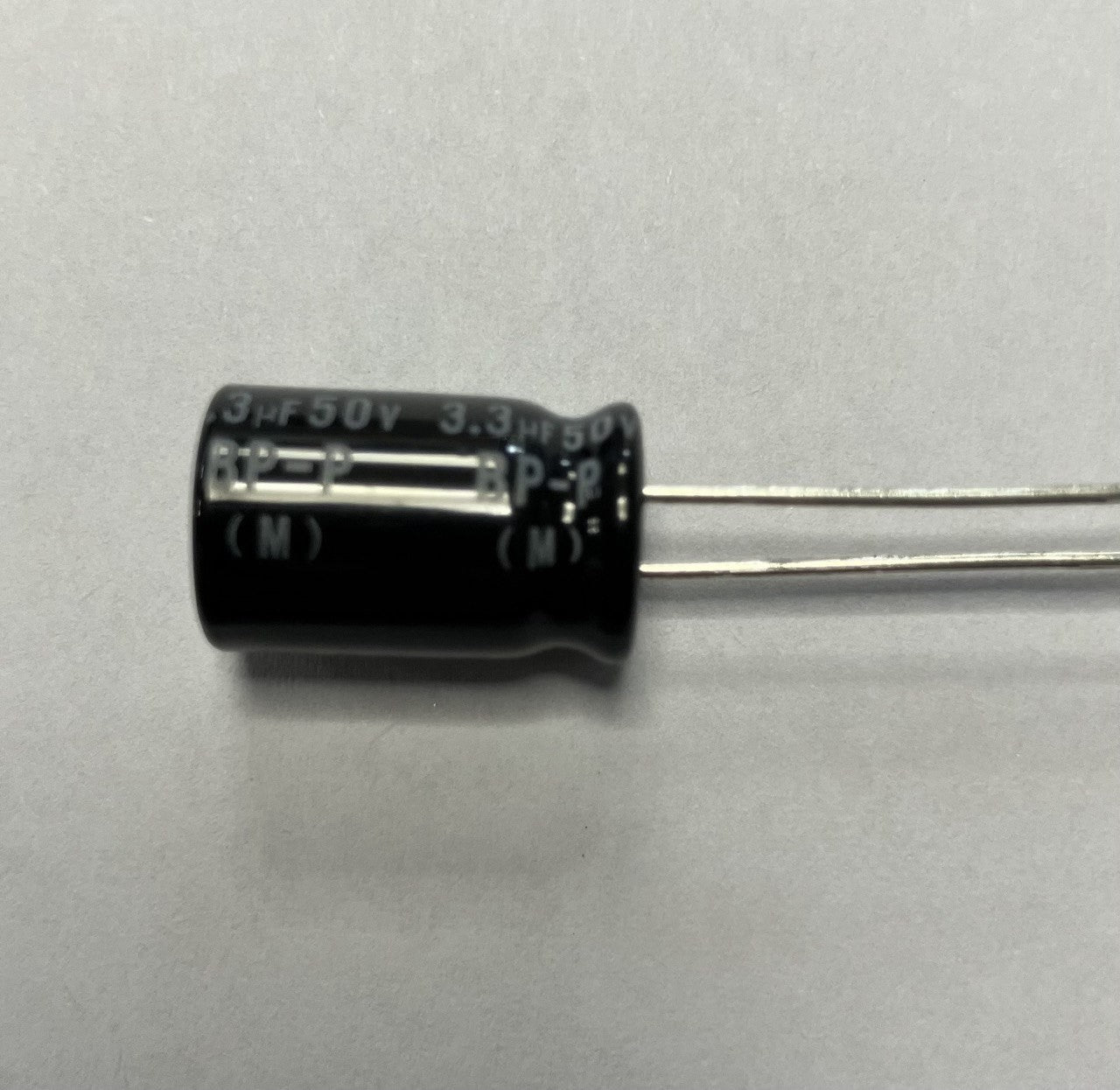 Nichicon BP 3.3uf - 50 Vdc - condensatore elettrolitico non polarizzato