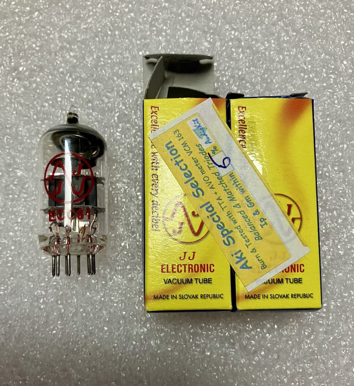 ECC81 / 12AT7 Coppia JJ Electronic - Valvole preamplificatrici