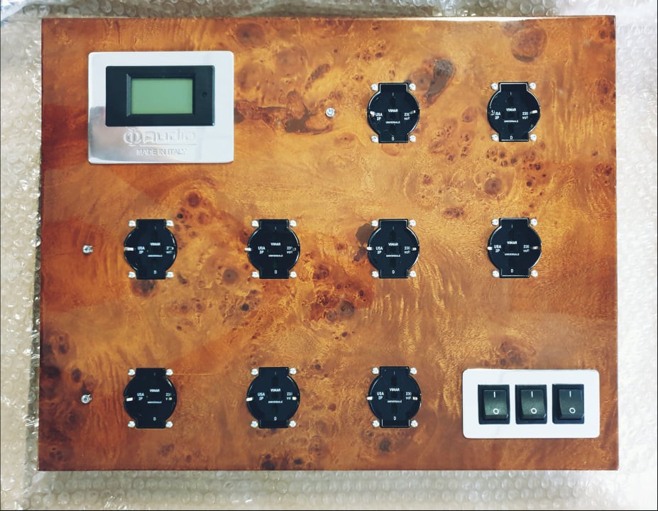 Fi Audio Base Black S9 (9 x Multi Main Splitter)