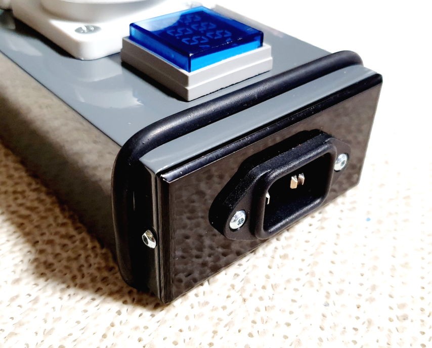 Fi Audio Slim 6 (6 prese Shuko)